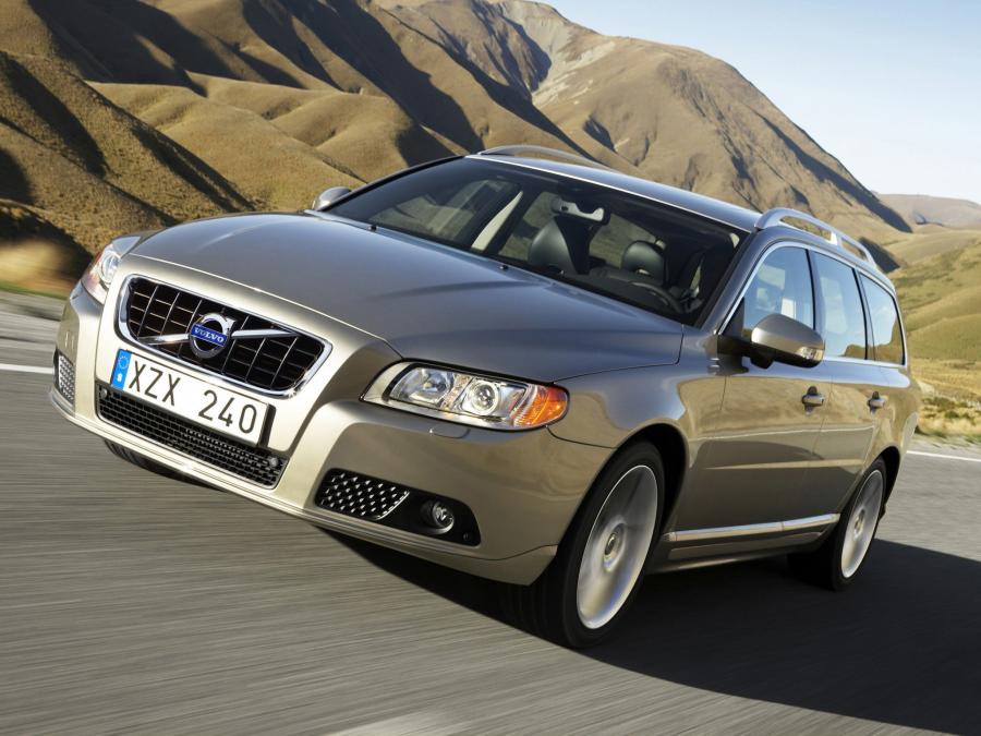  Volvo V70 D5 2009 года  (фото 10 из 12)